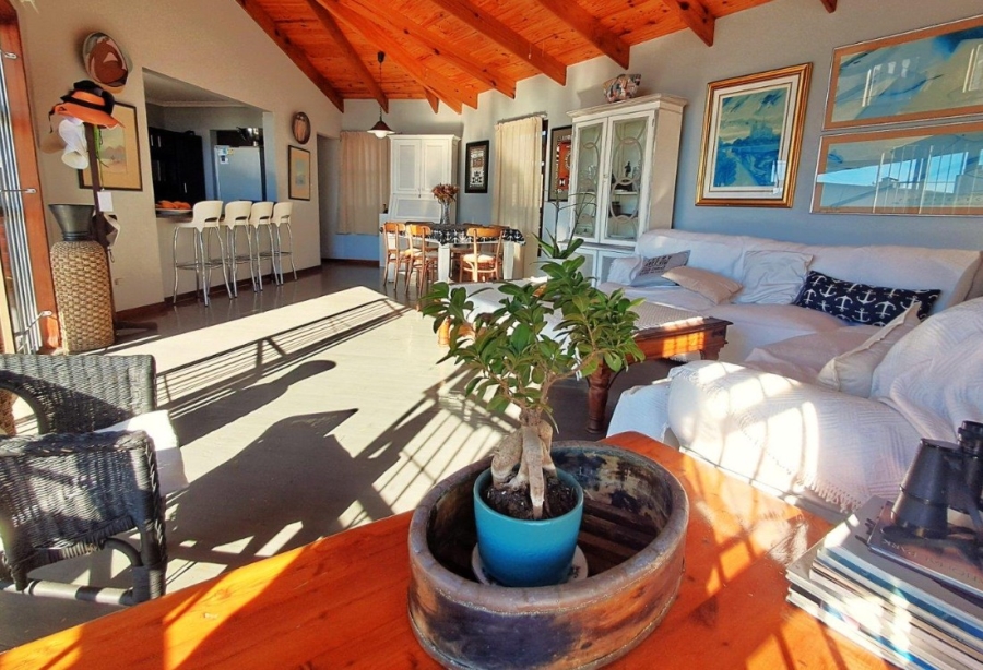 5 Bedroom Property for Sale in De Bakke Western Cape